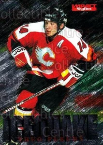 1995-96 SkyBox Impact Ice Quake #13 Theo Fleury - Picture 1 of 1