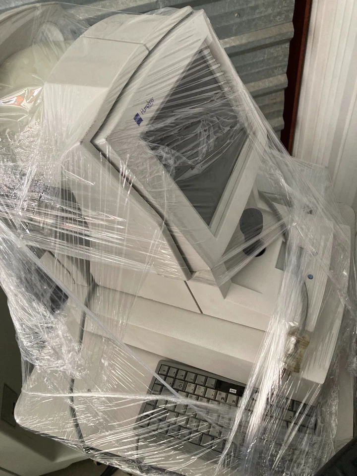 Sistema de diagnóstico de análisis de topografía corneal Zeiss Humphrey 991 Atlas Foto 1 de 4