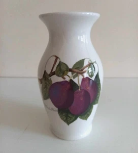 PORTMEIRION Pomona Vase White The Reine Claude Plum Design Decorative 14x7cm - Picture 1 of 24