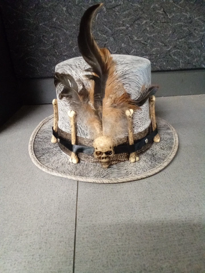 Sombrero de copa Witch Doctor marrón con huesos cara esquelética talla adulto vudú Foto 1 de 4