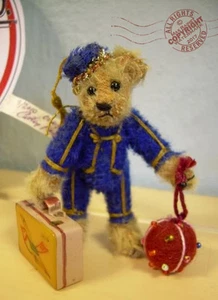 Miniature Bellhop TEDDY BEAR 2010 Cathy Peterson 3.75" Roosevelt Bear Co MOHAIR - Picture 1 of 12