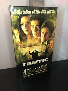 Traffic (VHS, 2003) Michael Douglas - Foto 1 di 3