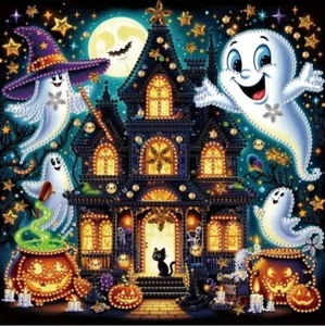 Spooky Halloween Haunted House & Friendly Ghost 5D Special Diamonds Kit - Picture 1 of 7