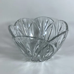 Vintage Poland 24% Lead Crystal Clear Large Petal Glass Bowl (9"W x 6"H, 7 lbs) - Picture 1 of 9