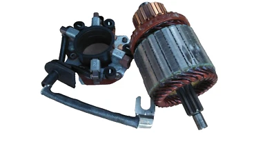 Kit de armadura y soporte de cepillo para motor inverso Harley Davidson Foto 1 de 3