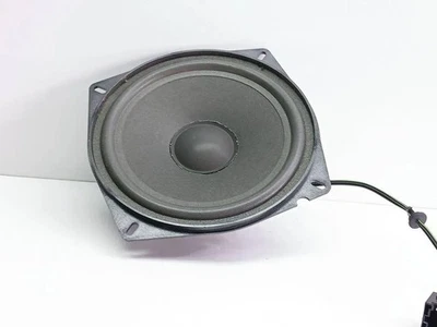 AUDI A4 8D2, B5 Subwoofer 4910140288 2.00 Petrol 2005 31321958 - Photo 1/4