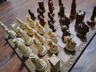 Queen Elizabeth I Chess Game In Great Condition and Complete - Image 1 of 4