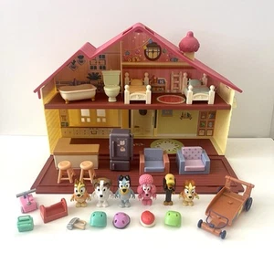 Bluey's Family Home Playset Play House Furniture Figure Ludo Bingo Coco Snickers - Picture 1 of 9