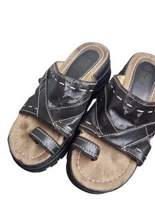 Sandalias de plataforma gruesas vintage Y2K años 90 descoloridas gloria anillo en el dedo del pie talla 7,5 - Imagen 1 de 6
