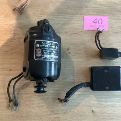 Vintage Black Singer B.R.K 2-12 Nähmaschine Elektromotor funktioniert ,40 - Bild 1 von 4