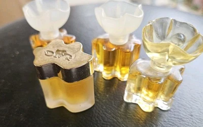 Oscar de la Renta Perfume 4x VINTAGE MINI 1/8oz/4ml Including One RARE Esprit  - Image 1 of 4