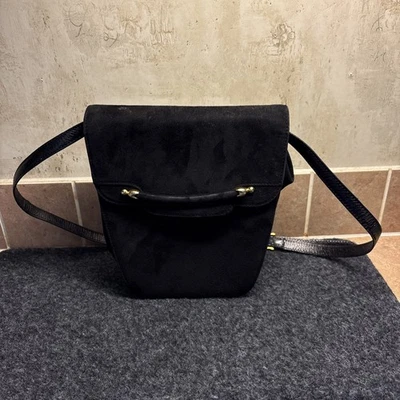винтажная черная замшевая итальянская кожаная наплечная сумка bruno magli - Изображение 1 из 4