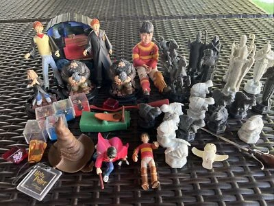 Vintage Harry Potter ~ Action Figure Lot Bundle ~Wizards Chess PCs~Hero Series - Image 1 of 4