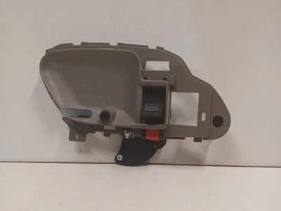 for 1995 - 2000 GMC K1500 Suburban Interior Door Handle - Front Left Driver  - Image 1 of 4