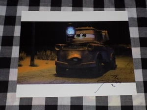 Foto firmada por Larry the Cable Guy 8x10 Mater coches de Disney - Imagen 1 de 1