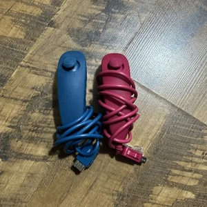 Power A Blue & Pink Nunchuck Nintendo Wii Wii U Remote - Picture 1 of 4