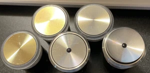 5 Pulsanti per ascensore Otis ALTI CON FONDI IN PLASTICA NERA (2) - Foto 1 di 3