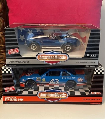 ERTL American Muscle Shelby Cobra 427 S/C y STP Richard Petty Grand Prix Nuevo en caja Foto 1 de 4