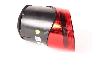 FEU-325107-A1 OUTER RH TAILLIGHT  Ferrari - Used Parts USED - Picture 1 of 3