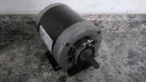 Century H262V2 1/3 HP 1725 RPM 200-230/460VAC 3-Phase Belt Drive Motor (C) - Picture 1 of 9