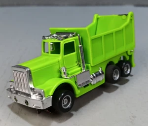 TYCO HK US-1 ELECTRIC TRUCKING PETERBILT SEMI DUMP TRUCK HO SLOT CAR GREEN - Picture 1 of 5