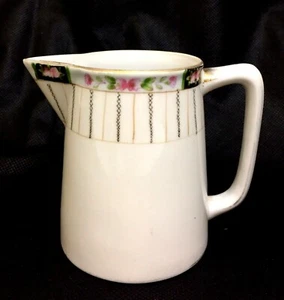 Vintage Collectible Nippon Hand Painted Creamer Pitcher Floral Gold Trim Japan - Imagen 1 de 9
