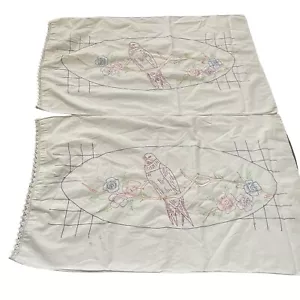 2 Fundas de Almohada Bordadas a Mano Diseño Pájaro 31" x 19" Manchadas Artesanías Hágalo Usted Mismo Upcycle - Imagen 1 de 12