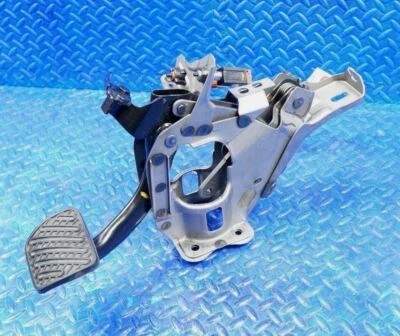 08-13 INFINITI G37 OEM MONTAJE PEDAL PARADA FRENO DELANTERO IZQUIERDO AUTOMÁTICO Foto 1 de 4