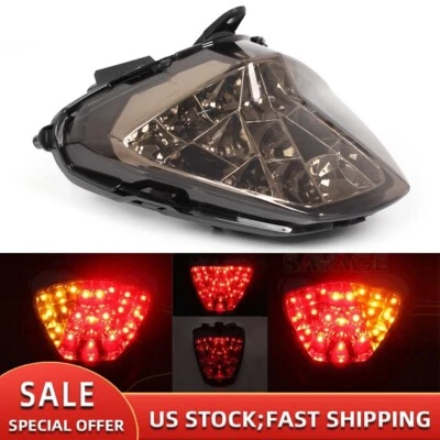 Luz trasera de señal de giro de freno LED integrada para HONDA CB300F CBR300R CBR 250R Foto 1 de 4