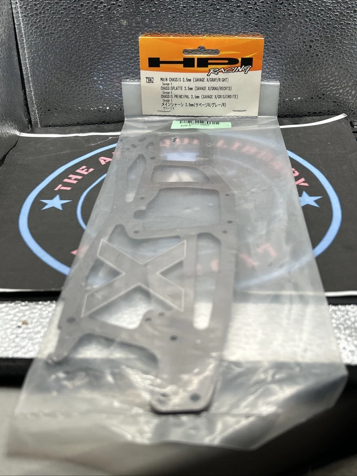 HPI Racing. 73962 Main Chassis 2.5mm Savage X Gray. Right - Image 1 of 1