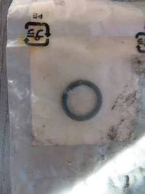 JUNTA TÓRICA HONDA NOS 91303-377-000 CB125 CB250 ATC110 ATC200 TRX250 VF750 OM13 Foto 1 de 4