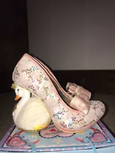 Irregular Choice Cisne Lentejuelas Tacones Altos Rosa Nuevo en Caja 37 - Imagen 1 de 17