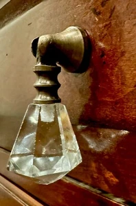 Vintage-Brass Drawer Pulls Handles Teardrop Glass Kitchen Cabinet Knob tear drop - Picture 1 of 24