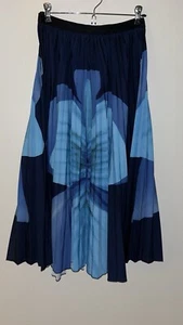Falda midi plisada floral Aimier para mujer talla pequeña artística fluida azul iris - Imagen 1 de 8