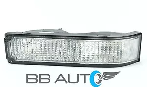 88-02 CHEVROLET GMC 1500 2500 3500 SUBURBAN LH PARK SIGNAL LIGHT LENS CLEAR NEW - Picture 1 of 3