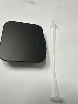 Nuevo parachoques trasero genuino BMW 740i 2000 ojo de remolque OEM negro 51118125312 Foto 1 de 4