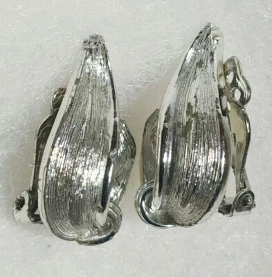 Pendientes Lisner Clip Hoja Remolino Tono Plata Vintage 1" Joyería Foto 1 de 4