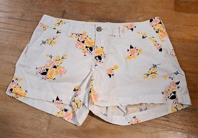 Old Navy Womens Shorts Floral Size 4 Pink Yellow White Blue 100% Cotton - Image 1 of 4