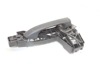 Mercedes-Benz Sprinter Van 907 910 Left Sliding Door Exterior Door Handle 2020 RHD - Image 1 of 4