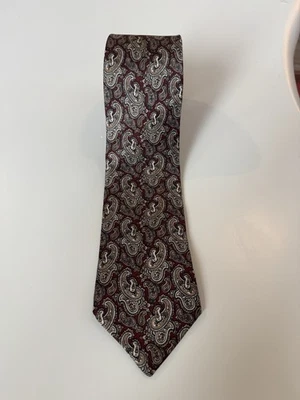 Gravata John Weitz Hamburgers And Mullins vermelha/dourada paisley 100% seda - Imagem 1 de 3