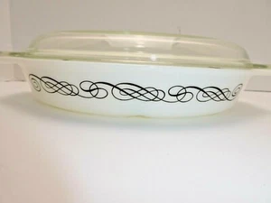 Vintage Pyrex Black Scroll 1 1/2 Qt. Divided Casserole Dish With Lid.  - Picture 1 of 5