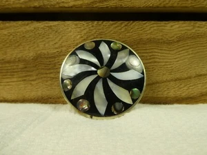 Vintage Large Alpaca Mother of Pearl Inlay Brooch / Pendant - Picture 1 of 4