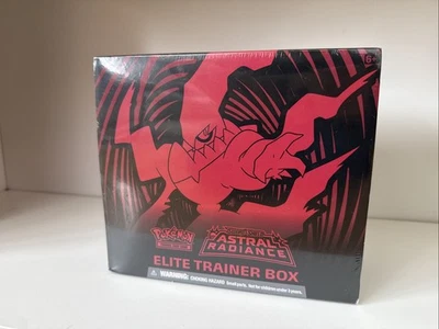 Caja Entrenador Elite Exclusiva Centro Pokemon Resplandor Astral (ETB) Nueva Precintada Foto 1 de 4
