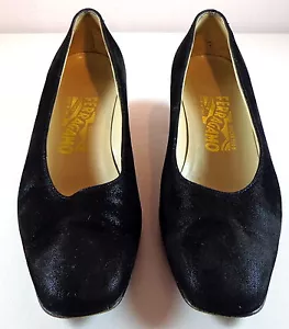 Salvatore Ferragamo Heels Womens Size 8 B Pumps with Gold Tone Trim - Picture 1 of 12