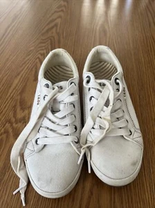 Taos Womens Moc Star White Canvas Fashion Sneaker Shoes Size 7 - Picture 1 of 3