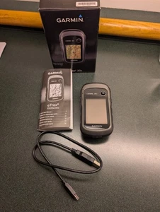 Garmin eTrex 30x Handheld GPS Unit with USB cable, Batteries and Manual - Picture 1 of 1