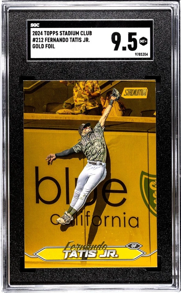 2024 Topps Stadium Club Fernando Tatís Jr. #212 Gold Foil - Image 1 of 2