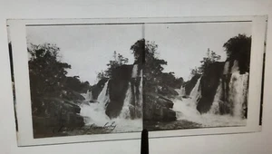Plaque de verre:Madagascar:Chutes d'eau - Picture 1 of 3