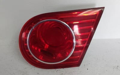 2004 2005 2006 KIA AMANTI ПАССАЖИРСКИЙ/ПРАВЫЙ ВНУТРЕННИЙ БОКОВОЙ ЗАДНИЙ ФОНАРЬ (P3318) - Изображение 1 из 2