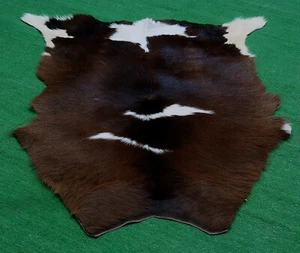 100% New Cowhide Rugs Area Cow Skin Leather Small Calf hide SA-2811 - Picture 1 of 3